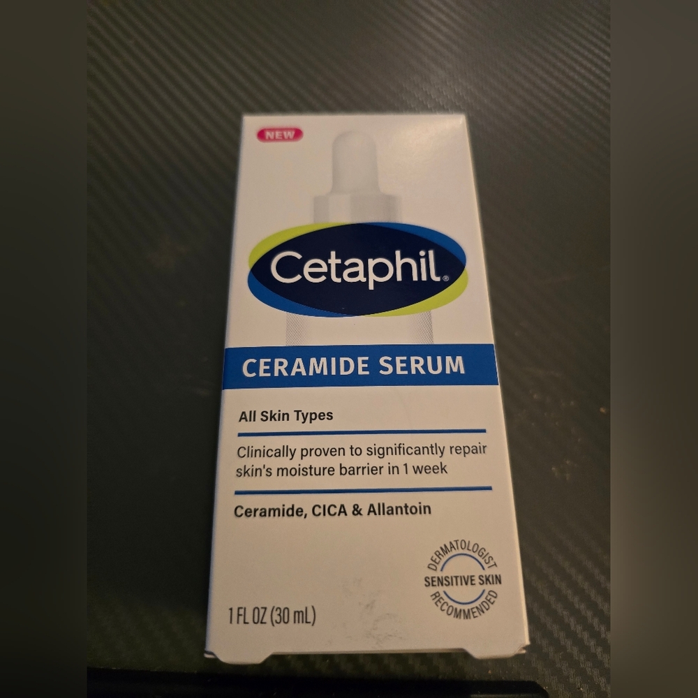 Cetaphil Ceramide Serum-Brand new!! Moisturize That Skin Baby!!